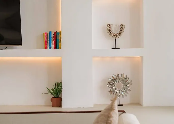 別荘 Tropical 2br W/ Rooftop & Private Pool ウンガサン