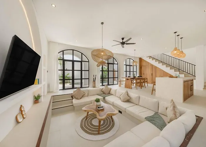 Tropical 2br W/ Rooftop & Private Pool *