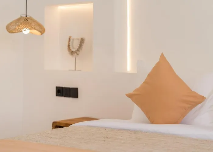 別荘 Tropical 2br W/ Rooftop & Private Pool