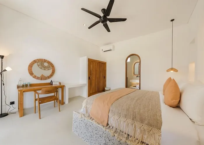 Vakantiehuis Tropical 2br W/ Rooftop & Private Pool *