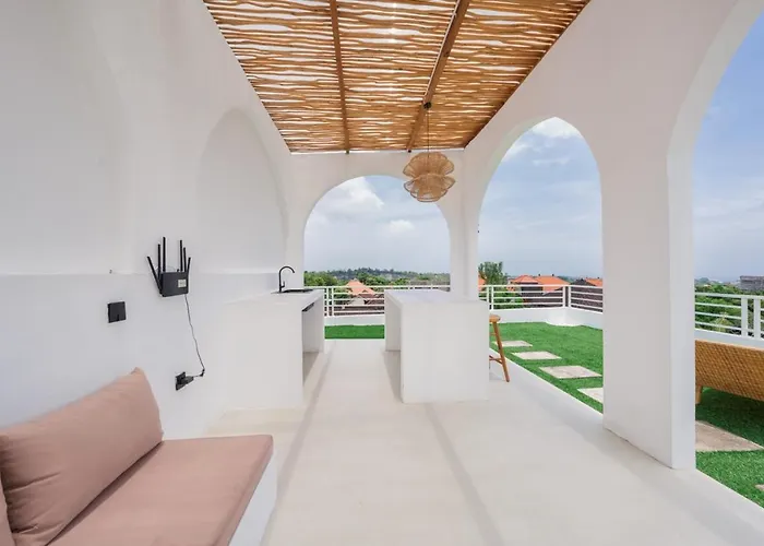 別荘 Tropical 2br W/ Rooftop & Private Pool *